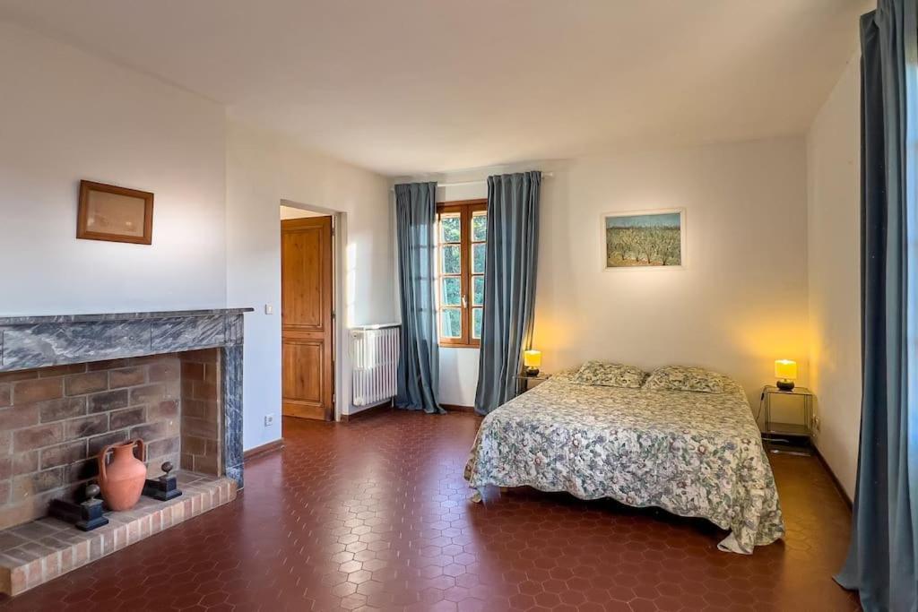 Villa Mas De Charme En Pleine Camargue Saint-Gilles  Exterior foto